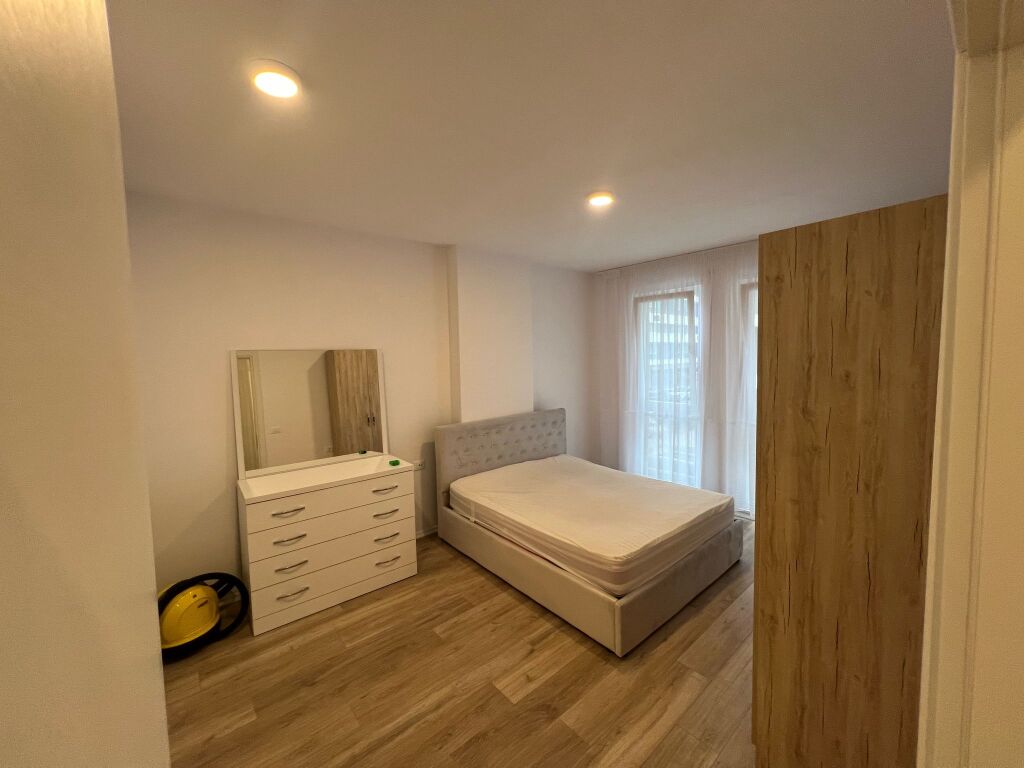 Univers City- apartment me qera (vetem per biznes)
