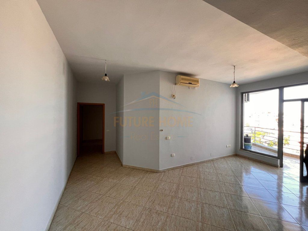 Qera, Apartament 2+1+2, Rruga e Kavajes