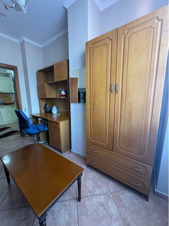 Qira, Apartament 2+1+2 Rruga Islam Alla
