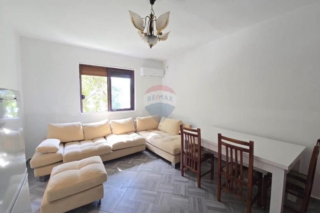 Apartment 1+1 for sale at Irfan Tomini