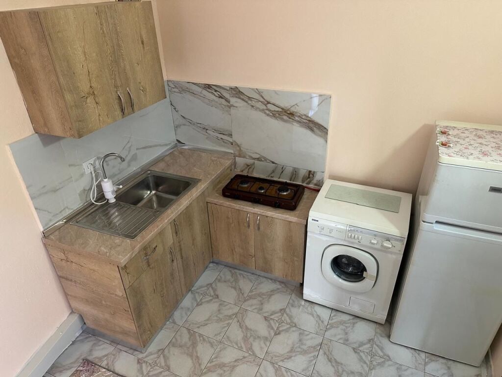 Affitto | Garsoniere | Qyteti Studenti | 350 €/mese