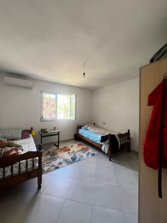 VENDESI PRIVATA IN VENDITA VICINO ALL'HOTEL DELTA, AUTOSTRADA DURRES-TIRANE