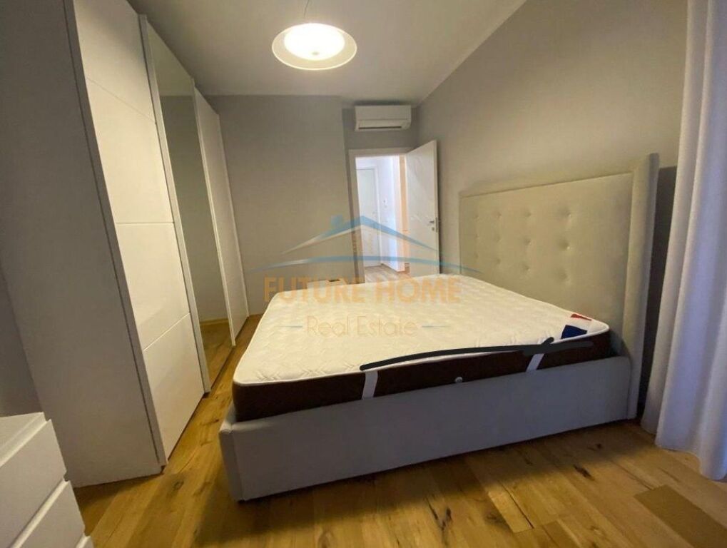 For Rent 1+1 at Foleja e Gjelber, Zogu i Zi