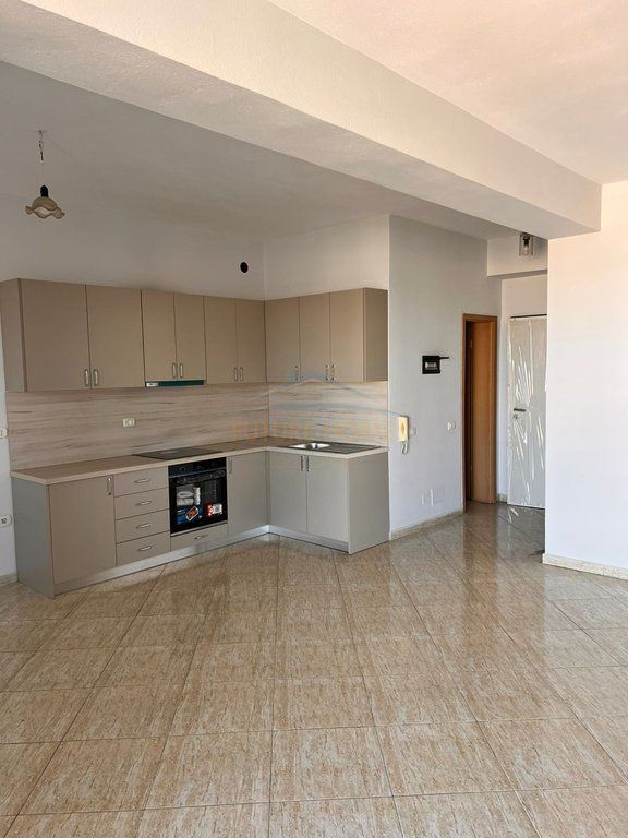 Qera, Apartament 2+1+2, Rruga e Kavajes
