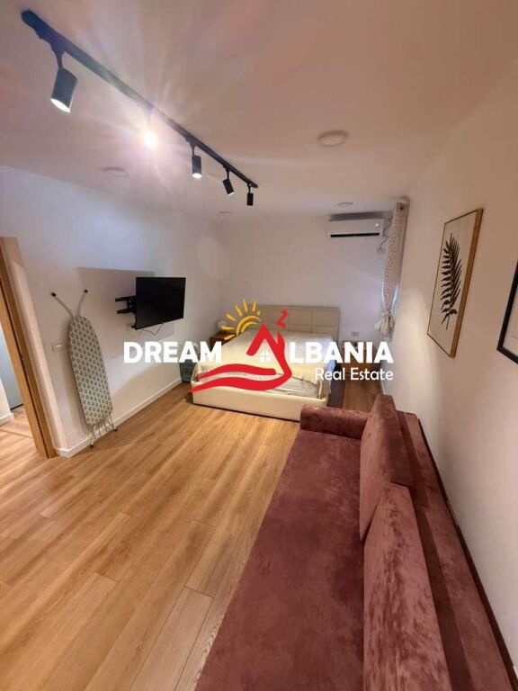 Apartment 1+1 with yard for rent near 21 Dhjetori close to Mondial (ID 4219487)