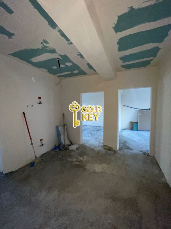 🏡 APPARTAMENTO 2+1 IN VENDITA IN CENTRO, VICINO A BLUE STAR – DURRËS