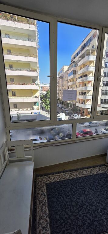 2+1, arredato alla villa L 1, prezzo 500 euro