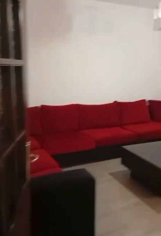 🚨Jepet me  qera 2+1 📍Oxhaku, kryqezimi 💶Çmimi 450€ / muaji    