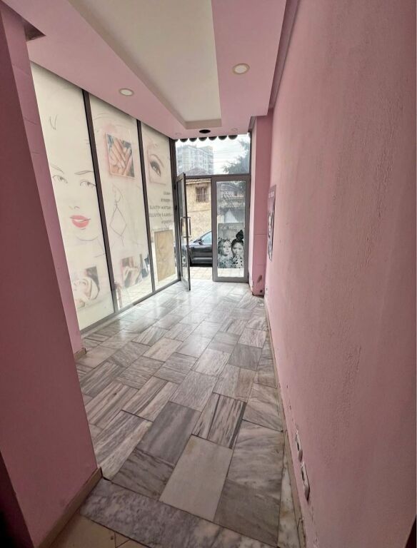 Shop for Rent 16 m2 - Train Station, Tirana
