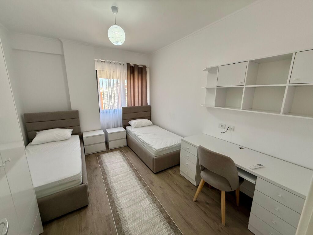 For rent 2+1+2 + Parking Space