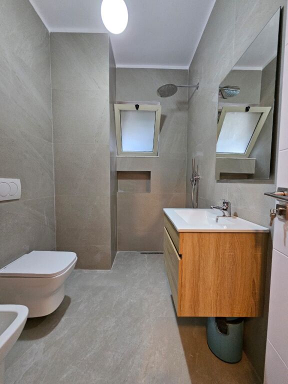 🏡 VENDESI APPARTAMENTO 1+1 – MINE PEZA, DI FRONTE AL GOLDEN TOWER 📍
