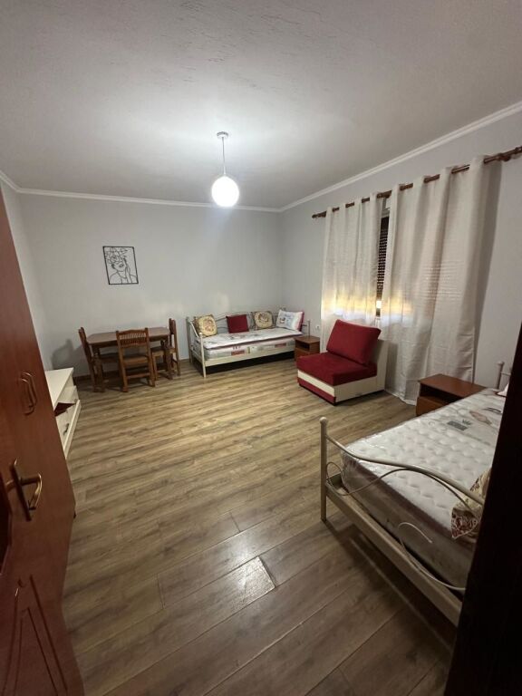 Affitto | Garsoniere | Qyteti Studenti | 350 €/mese