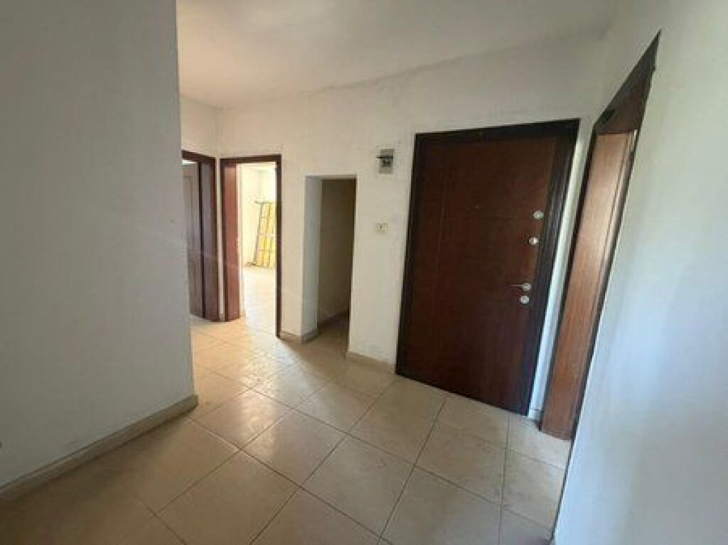 In vendita, Appartamento 2+1+Deposito, Viale Bajram Curri, Tirana