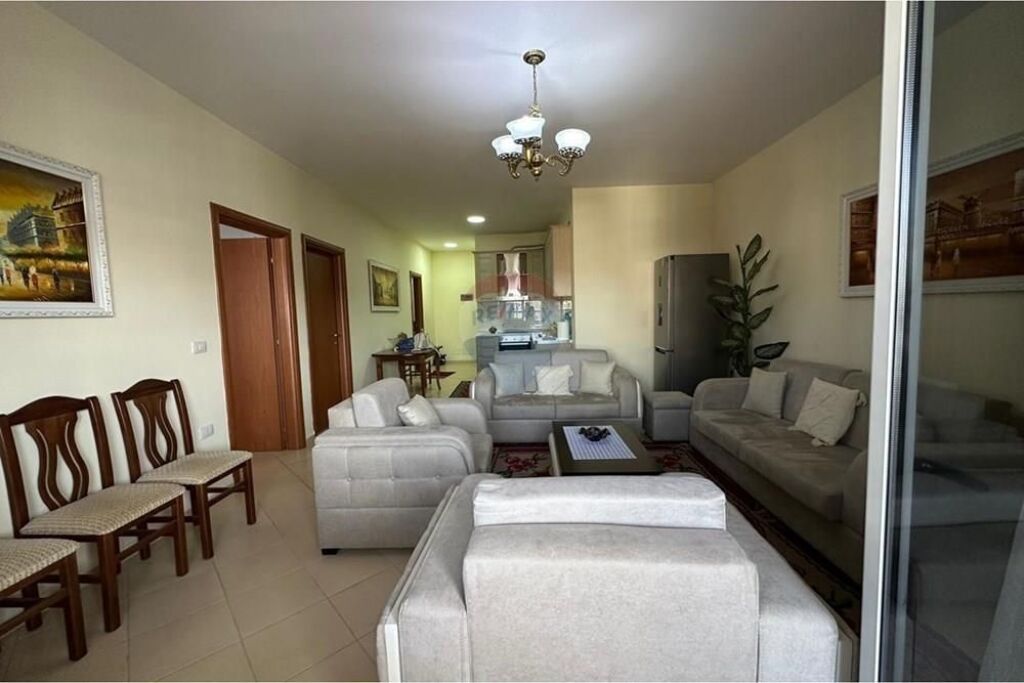 APARTAMENT 2+1 PER QIRA SELVIA