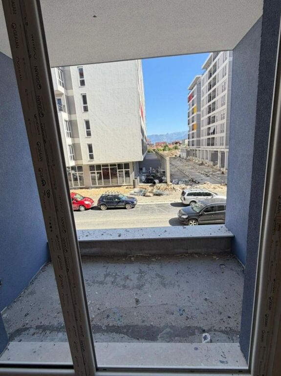 Shitet apartament 2+1 tek Univers City!