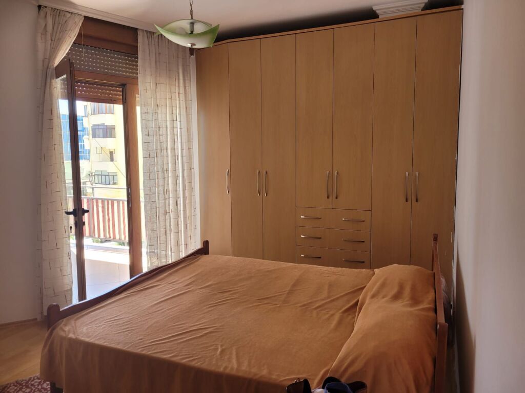 For rent 2+1 apartment near the prosecutor's office in Brraka