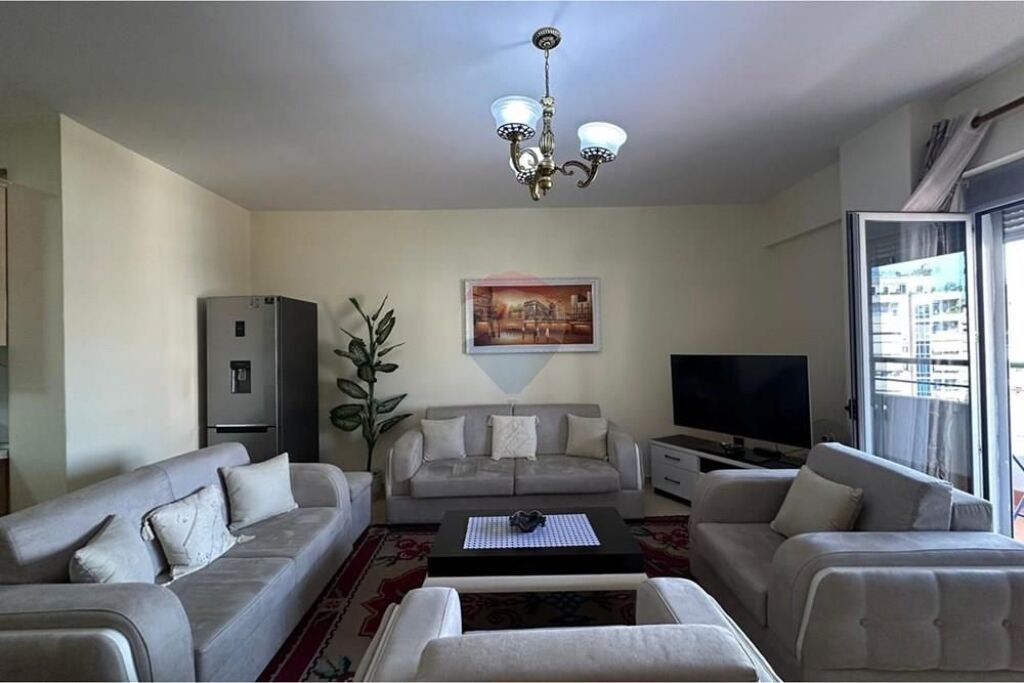 APARTAMENT 2+1 PER QIRA SELVIA