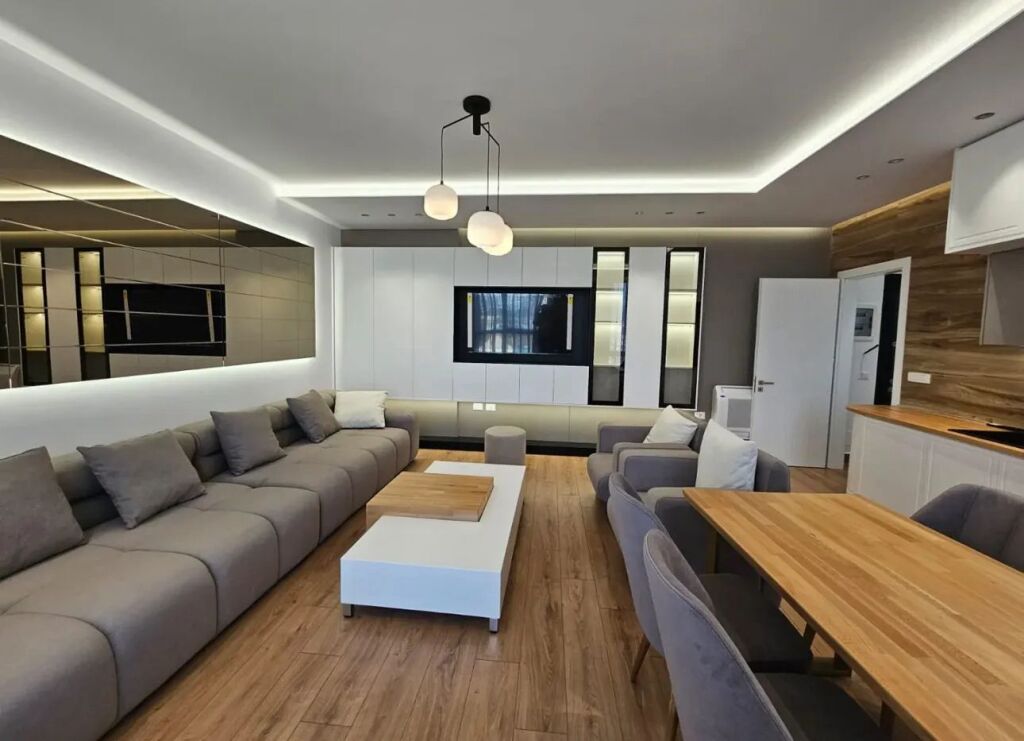 🏡 Jepet me qira apartament 1+1 – 💶  650€/muaj 📍 Bulevardi i Ri, Tiranë