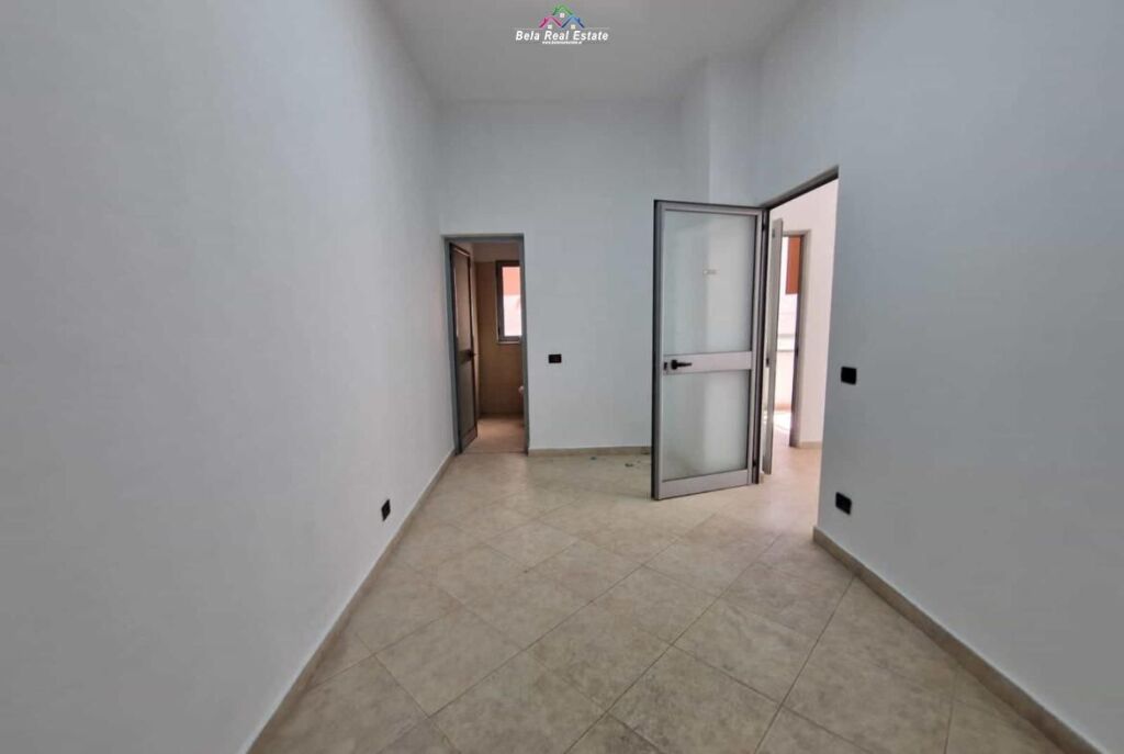 Office For Rent In Myslym Shyr (ID BZ2934) Tirana