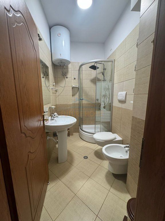 Qira, Apartament 2+1+2 Rruga Islam Alla