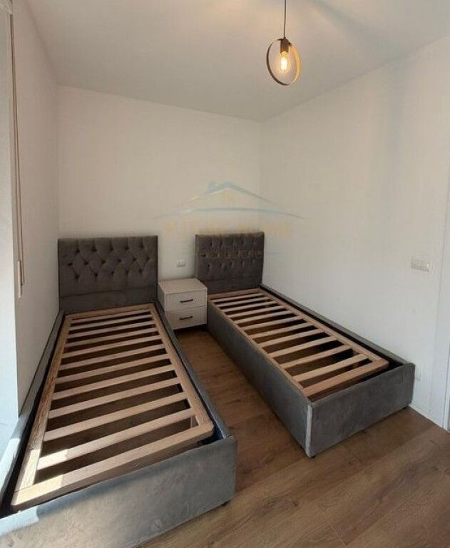 Qera, Apartament 2+1+2,Akses Tirana