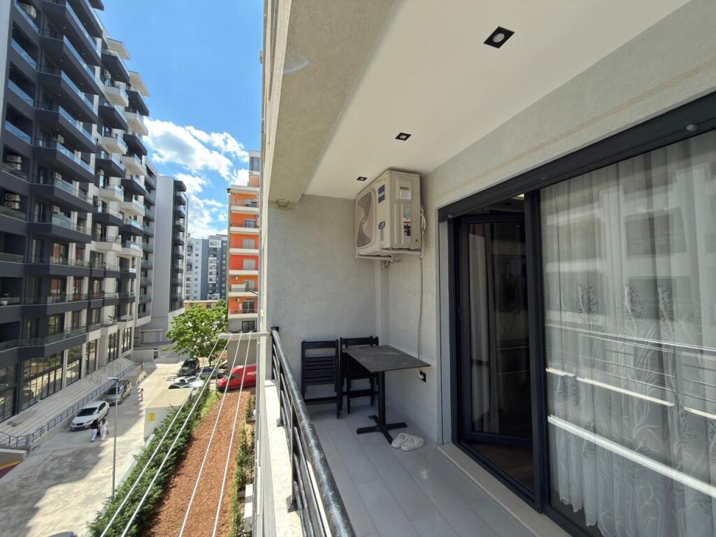 Shitet Luks apartament 2+1 Lungomare Vlore