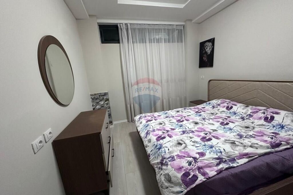 For rent 2+1 apartment + parking space at Kodra e DIELLIT