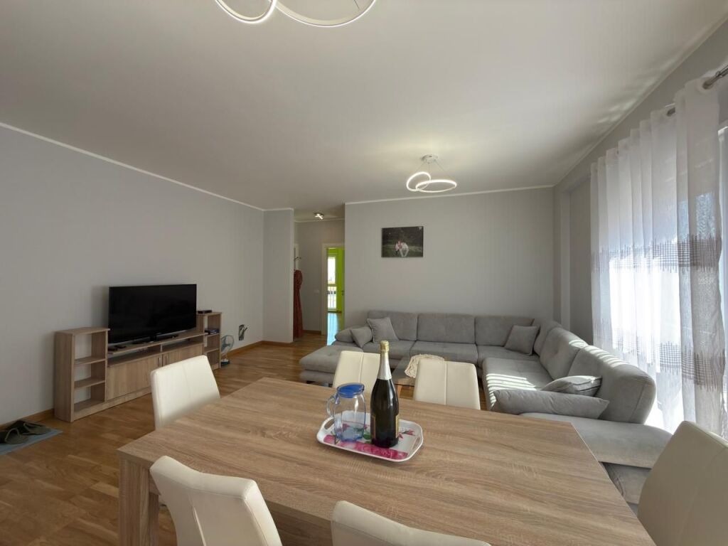For sale, Apartment 3+1+ 2 Balconies + Garage, ” Selitë ”, Tirana.