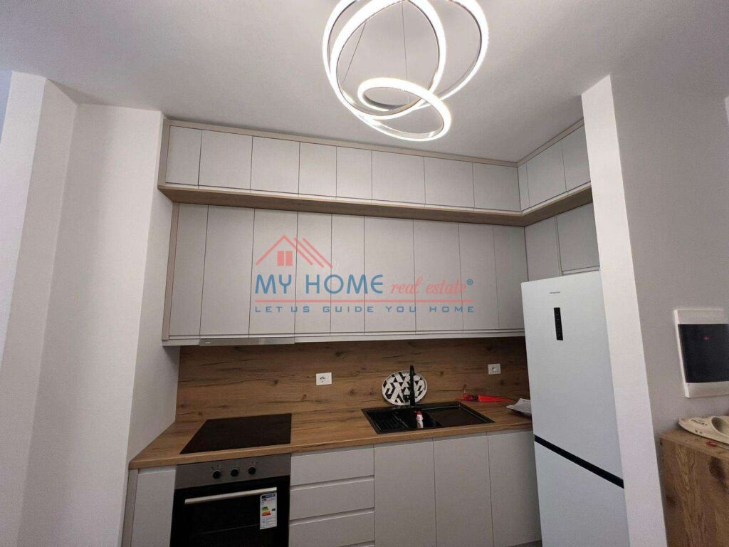 Apartamente 1+1 me qira te 5 Maji Tirane