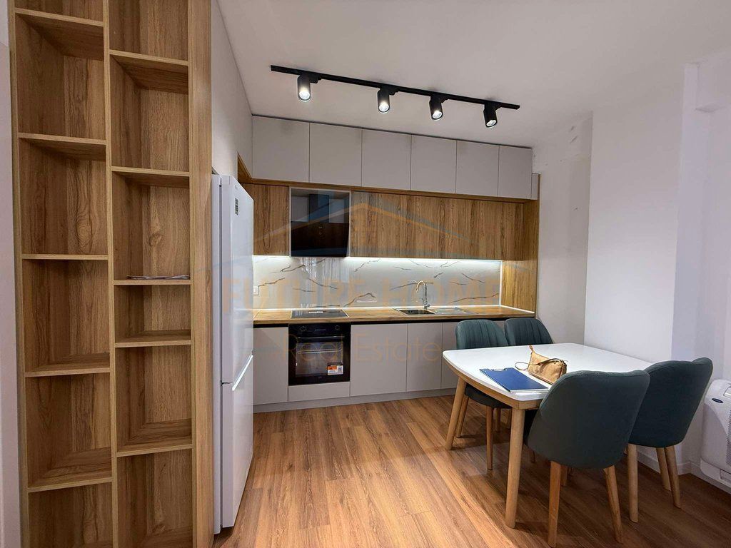 RENT 2+1+2 OASSIS UNAZA RE 750 THOUSAND LEKE /MONTH