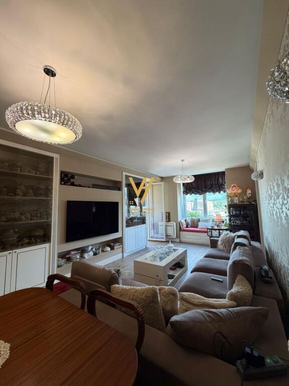 SHITET APARTAMENT 3+1+BLK TE KIKA 1, KOMUNA E PARISIT 367.000 EURO
