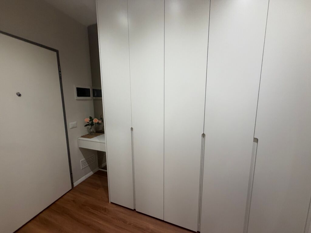 1+1, furnished, Kensli residence, porcelain, 700 thousand lek