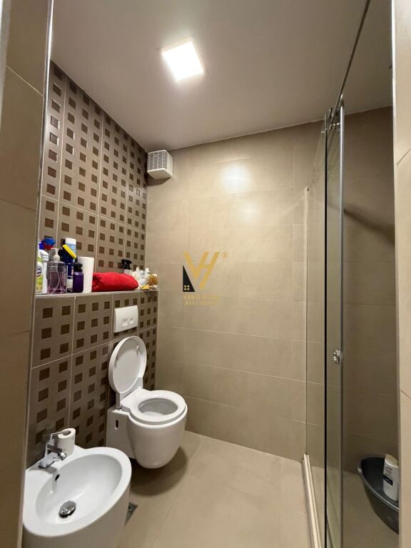 SHITET APARTAMENT 3+1+BLK TE KIKA 1, KOMUNA E PARISIT 367.000 EURO