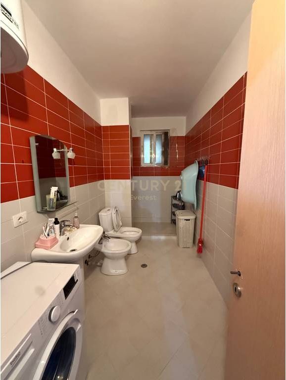 FRESKU, SHESIM APARTAMENT 2+1+2