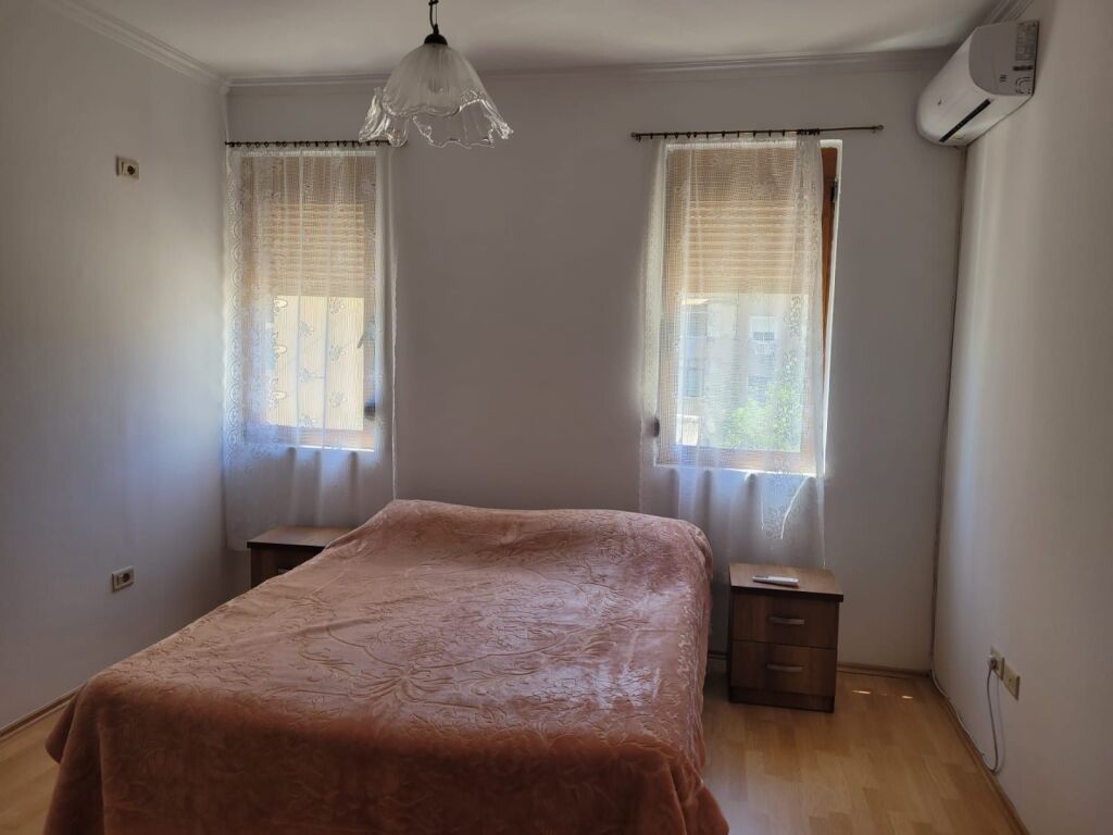 For rent 2+1 apartment near the prosecutor's office in Brraka