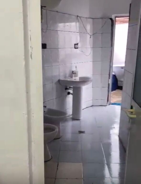 Jepet me qira apartament 1+1 (shtepi private) tek Rruga e Elbasanit!