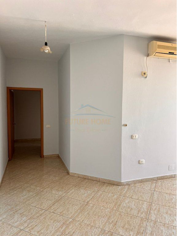 Qera, Apartament 2+1+2, Rruga e Kavajes