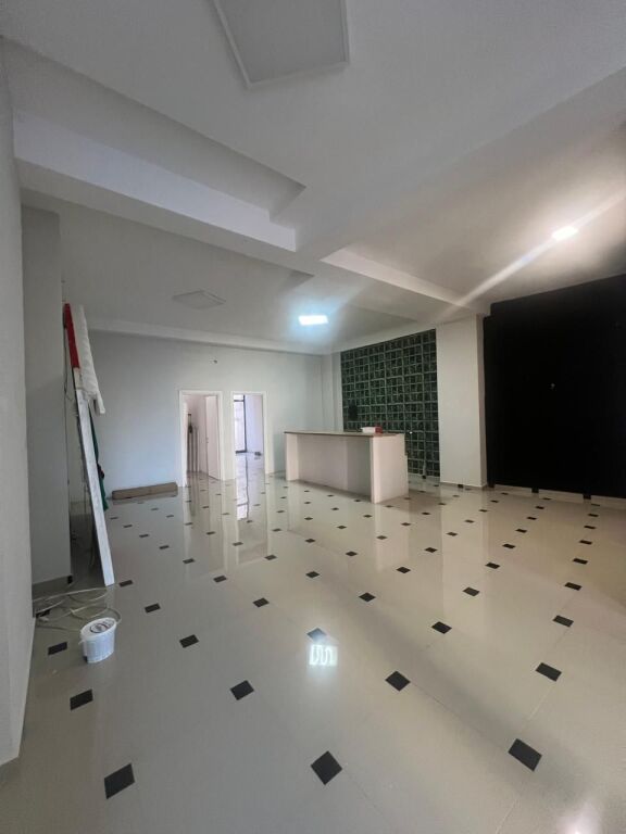 Shop for rent 40,000 lek/month in Astir!