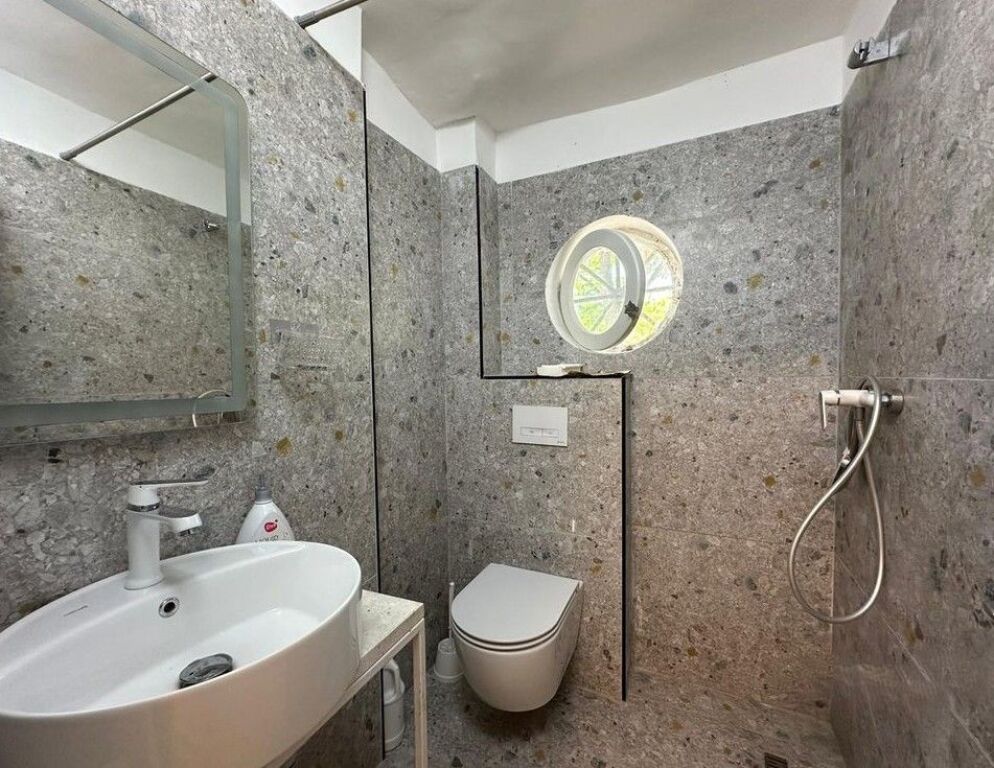 APARTMENT 1+1 FOR RENT IN ZOG TE ZI!