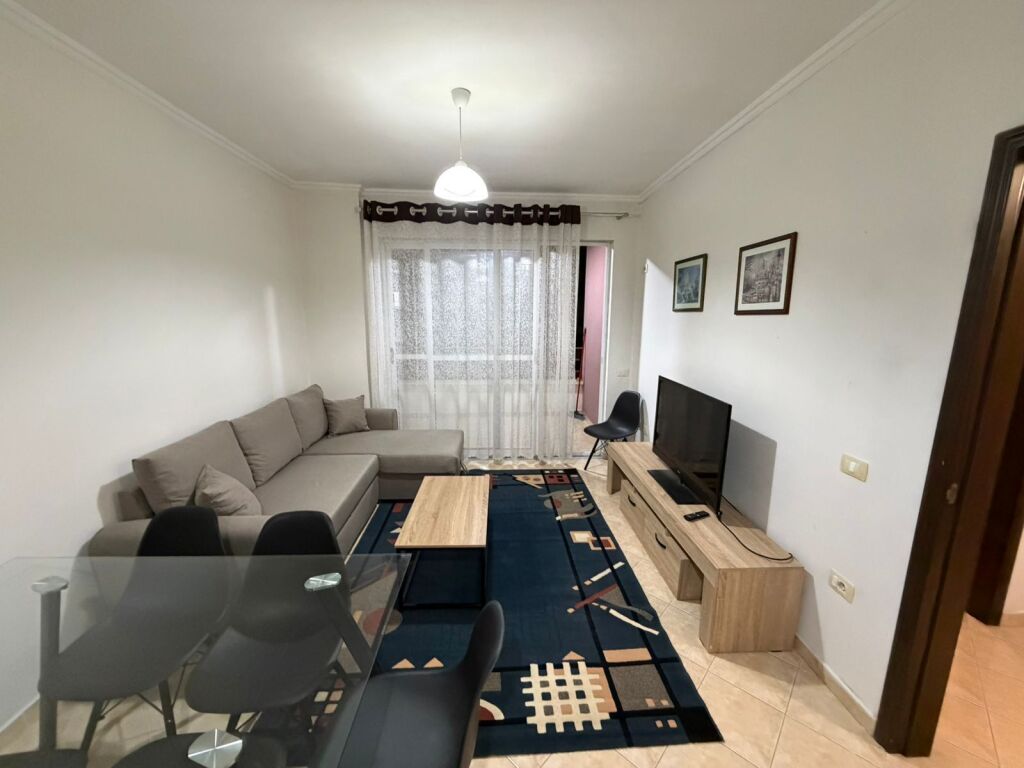 Apartment for rent 1+1 near Nela 3 in Yzberisht!