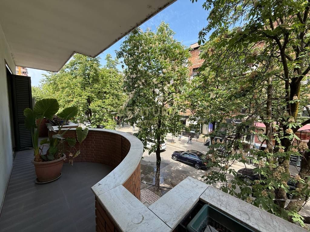 Office for rent in Bllok