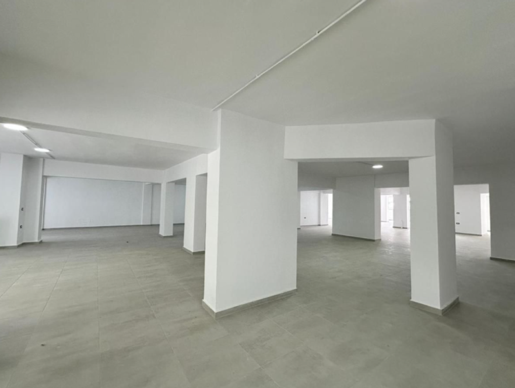 🏢 OPEN SPACE PREMISES FOR SALE – Dritan Hoxha Street