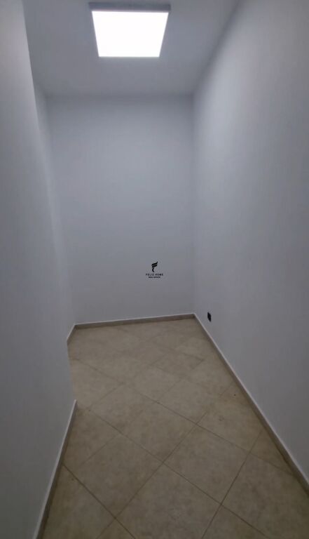 UFFICIO IN AFFITTO 80M2 MYSLYM SHYR 96.000 LEKE FH-72336