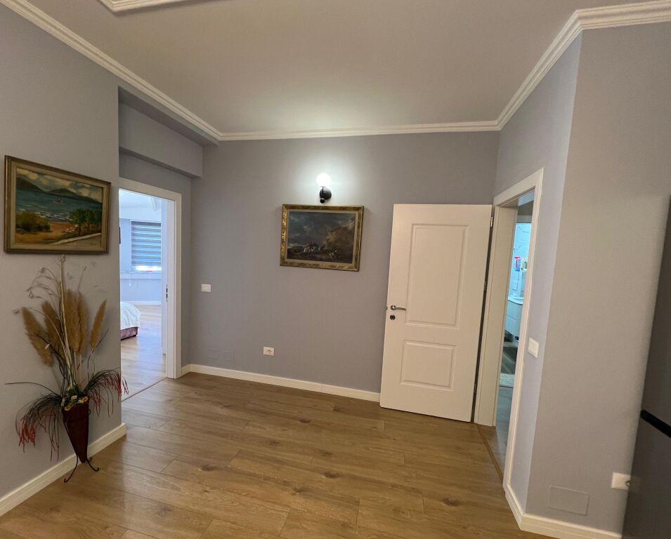 🏡 Apartament 2+1 me qira – tek Shkolla e Baletit