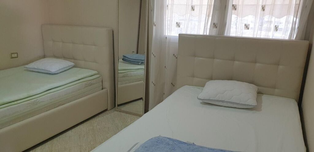 Apartament 1+1 per qera Pediatria !