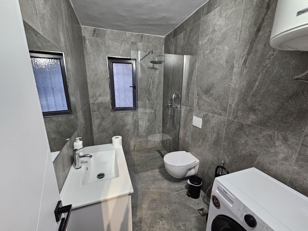 Apartament 1+1 per shitje , Selvia
