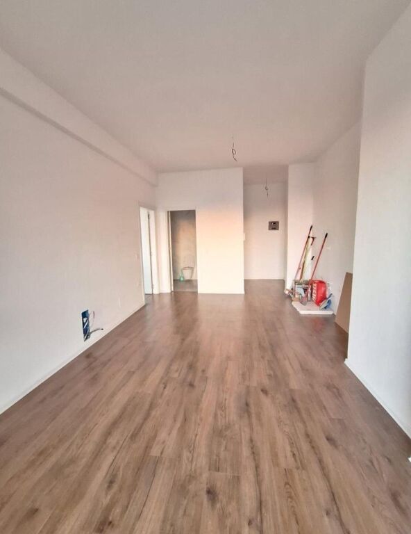 🏡 Apartament 1+1 në shitje – Rruga e Kosovareve