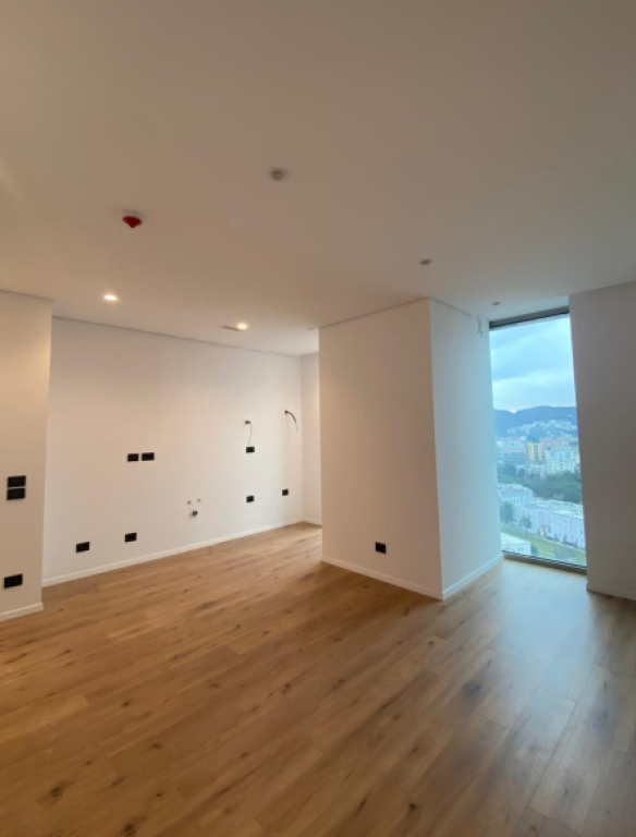OFFICE FOR RENT – Downtown One