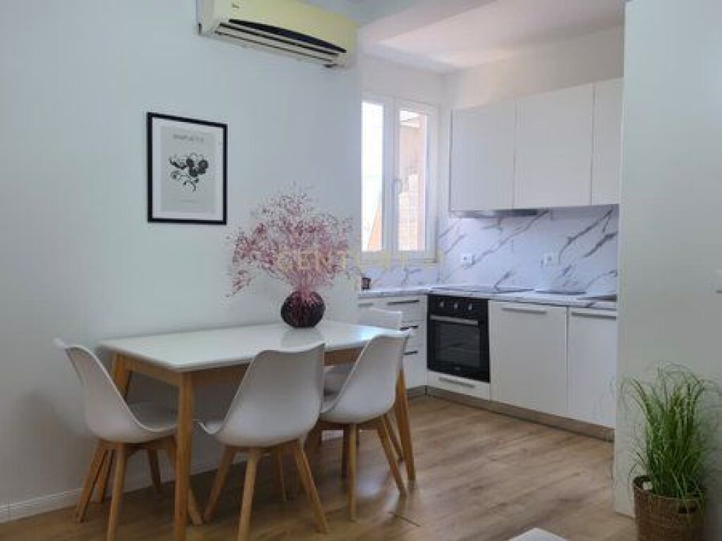 Apartment 3+1+2 for rent at Garda!
