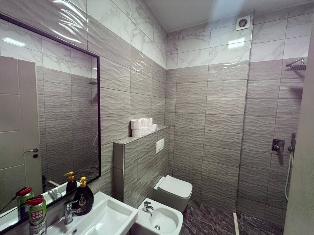 APARTMENT 1+1 FOR RENT FUSHA E AVIACIONIT